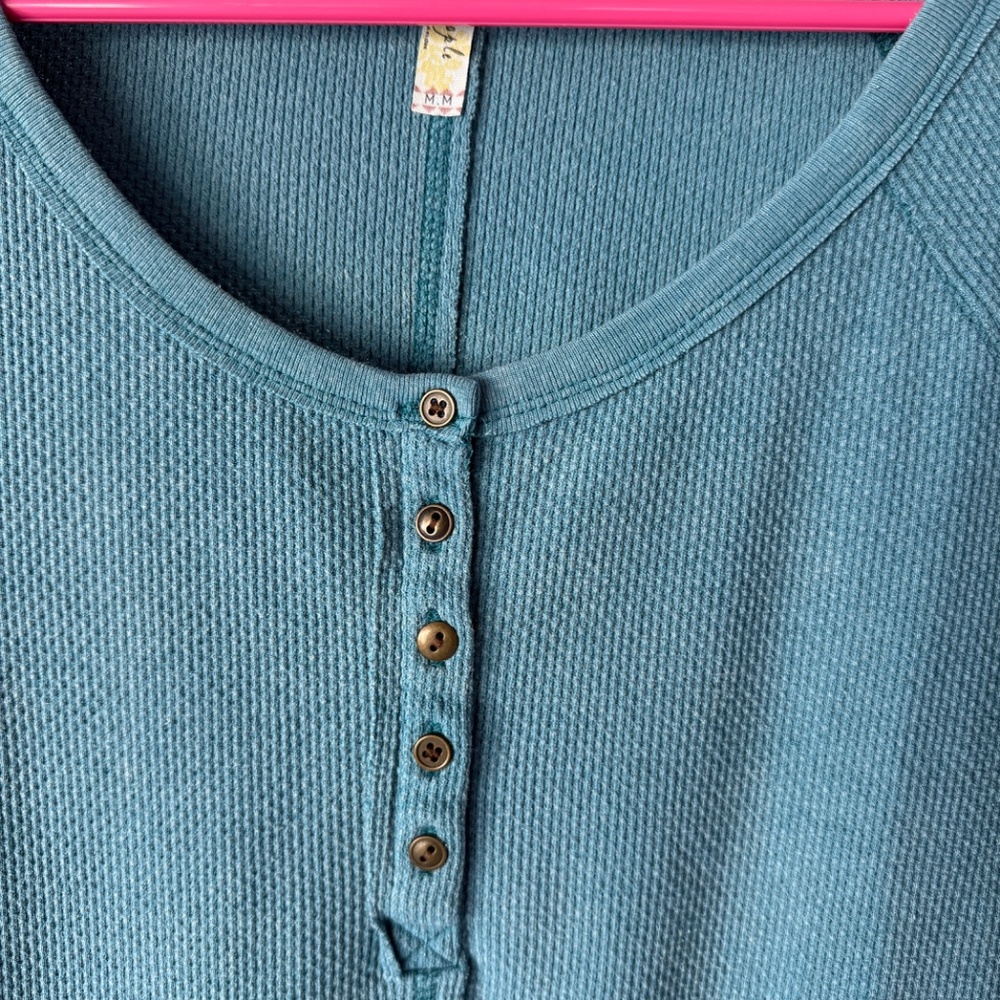 Free People Alpine Cuff Thermal in Teal (Size M) - Picture 6 of 8